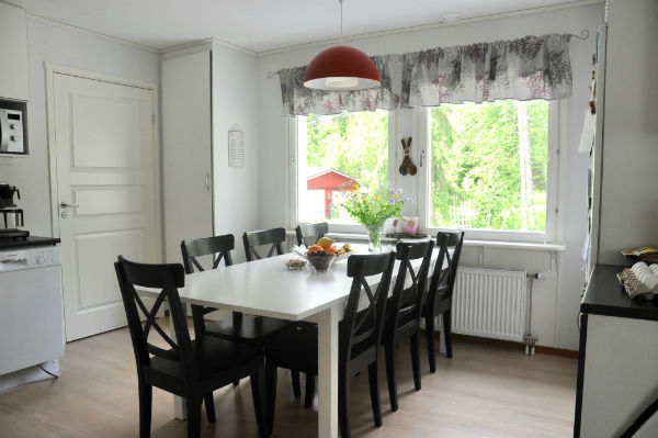 Pornaisissa perhekoti Kuusikon keittiö